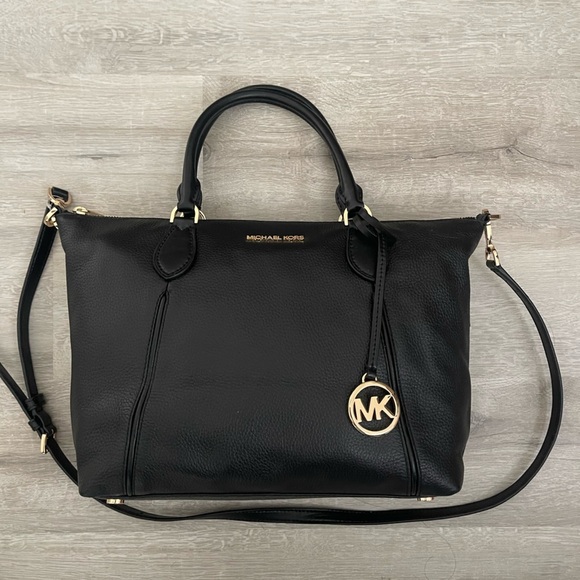 Michael Kors Handbags - MICHAEL KORS SIERRA LARGE SATCHEL